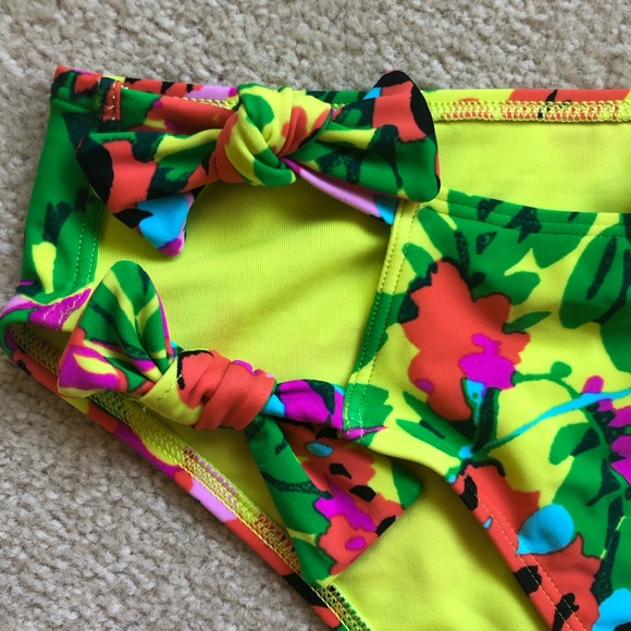 Aerie Bikini Bottom - Picture 3 of 5